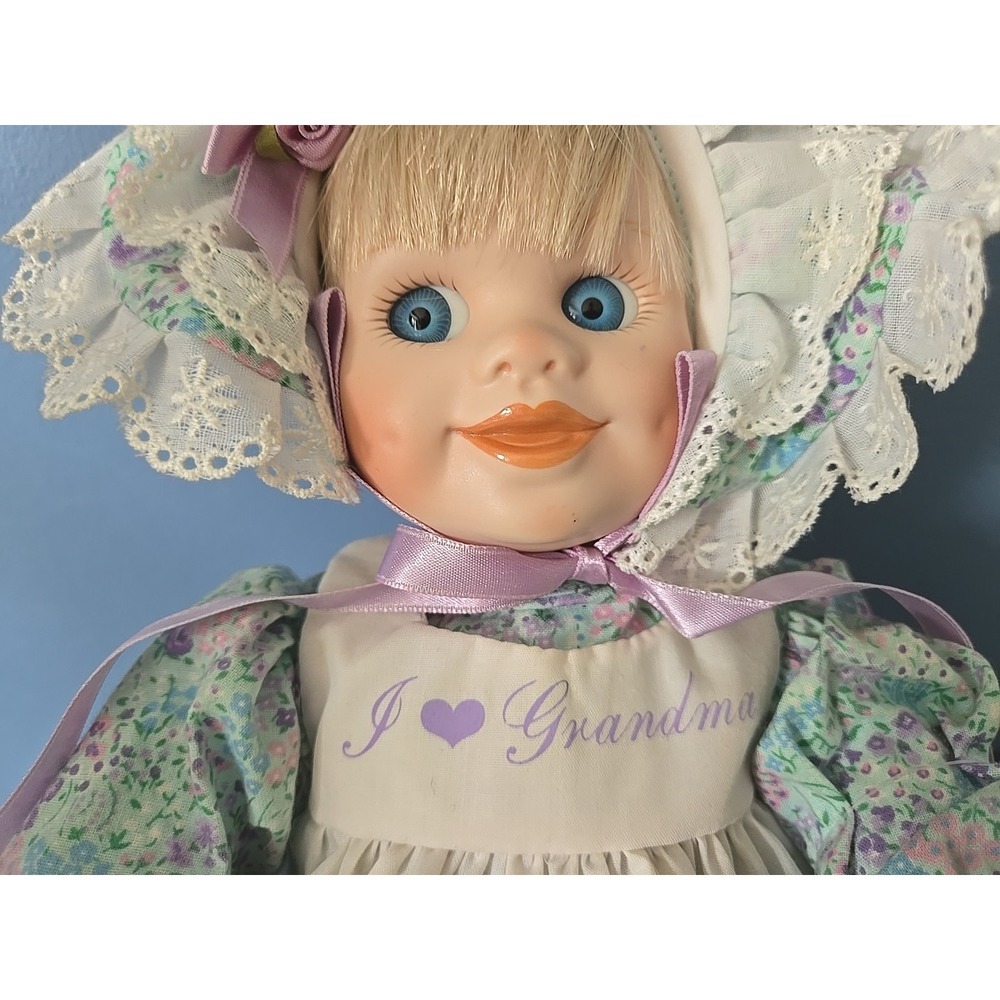 ASHTON DRAKE HOLLY HUNT BONNET BABIES PORCELAIN DOLL 1991 "I LOVE GRANDMA". - Picture 3 of 7